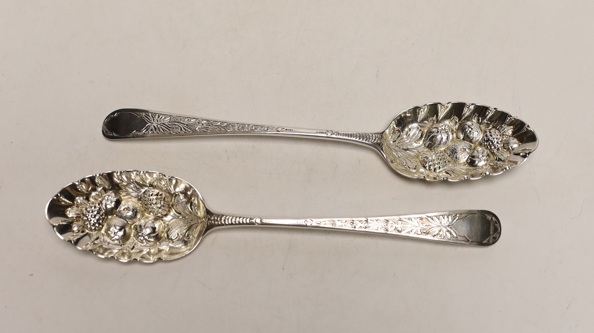 A pair of George III silver Old English pattern 'berry' spoons by Hester Bateman, London, 1784, 21.7cm, 3.6oz.